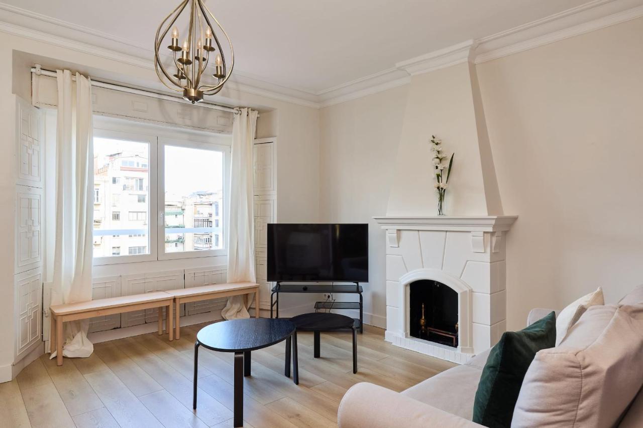 Casa Cosi - Casanova 6 Apartment บาร์เซโลนา ภายนอก รูปภาพ